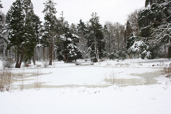 Winters plaatje van Kasteelpark Ravenhof
